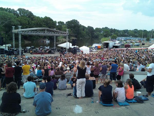 chesaning showboat amphitheater